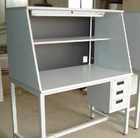 鐵方通工作臺(tái)